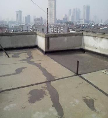 洛江漏水维修 楼顶漏水是什么原因，楼顶漏水维修方法是什么?