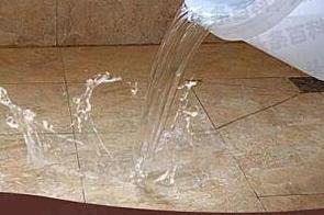 洛江漏水维修 免砸砖防水材料该如何施工